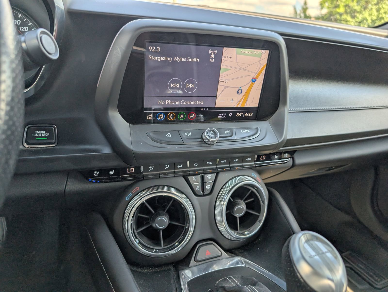 Used 2019 Chevrolet Camaro SS RWD image 17