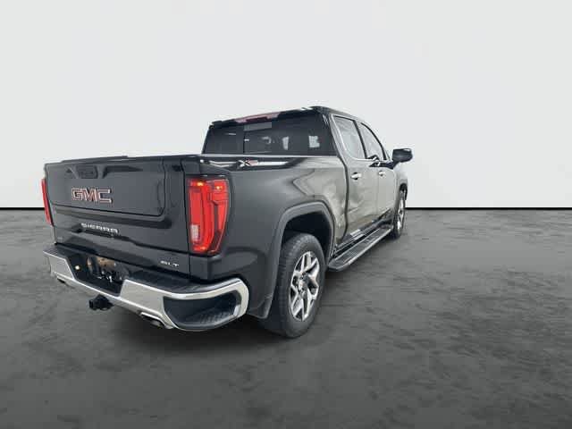Used 2023 GMC Sierra 1500 SLT AWD/4WD image 3