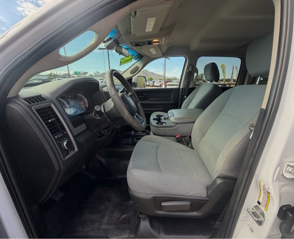 Used 2018 RAM 3500 Tradesman w/ Chrome Appearance Group AWD/4WD image 11