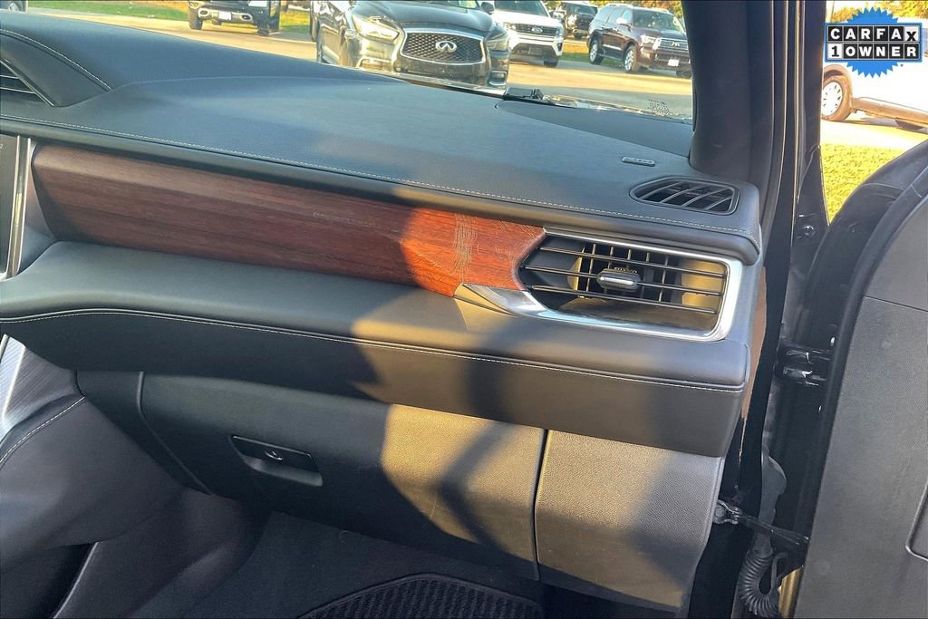Used 2023 GMC Yukon Denali Ultimate image 16