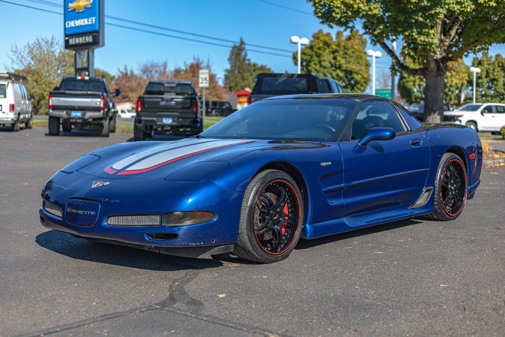 Used 2004 Chevrolet Corvette Z06 w/ Z06 Preferred Equipment Group RWD image 4