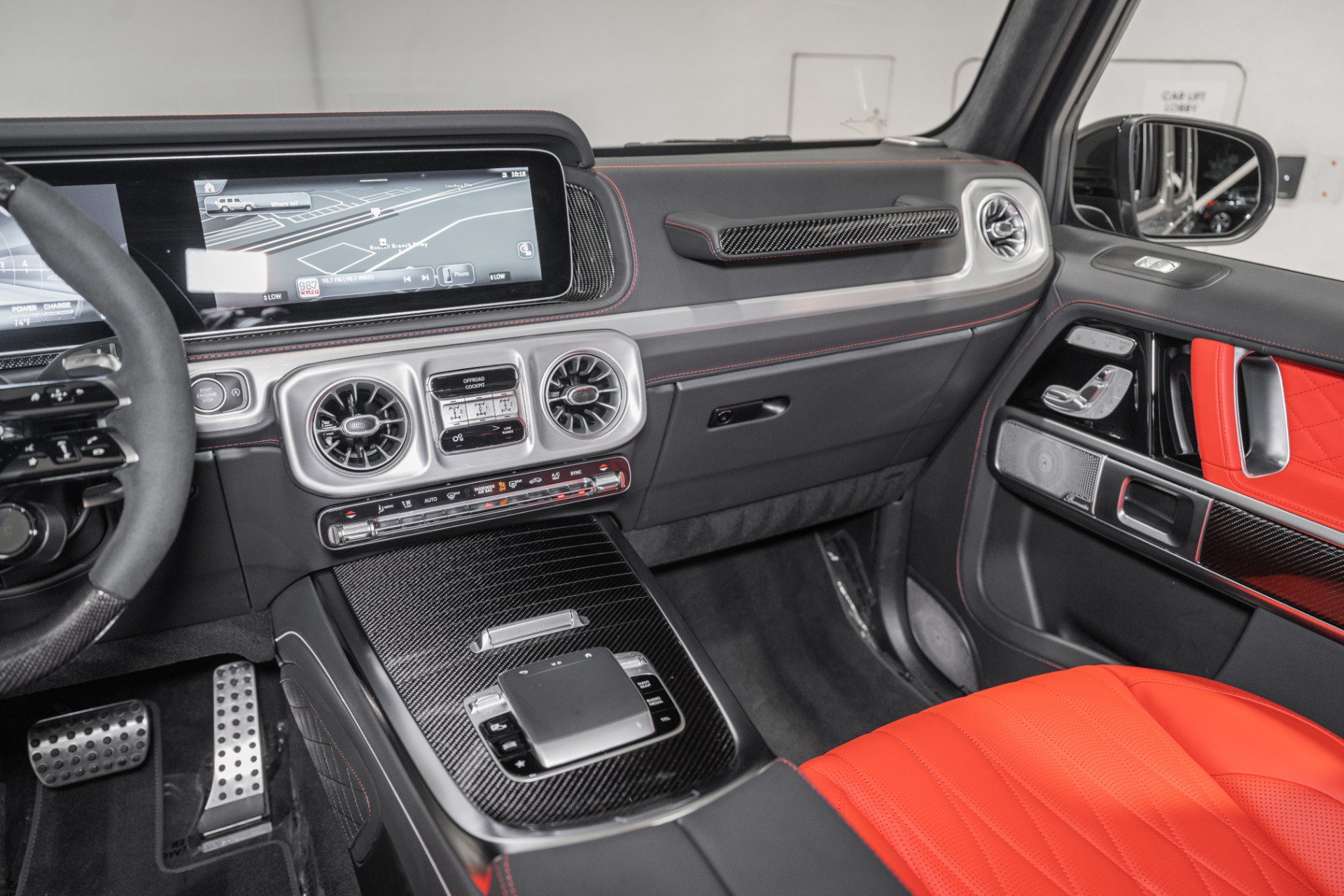 Used 2026 Mercedes-Benz G 63 AMG 4MATIC image 32