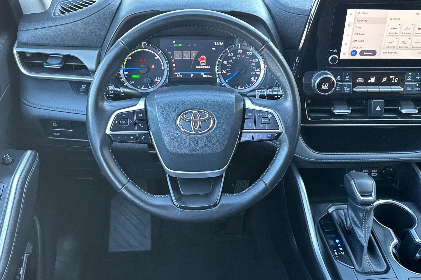 Used 2023 Toyota Highlander LE w/ Protection Package #3 (TMS) image 14