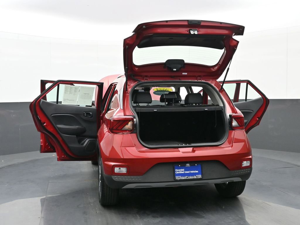 Used 2024 Hyundai Venue Limited image 54