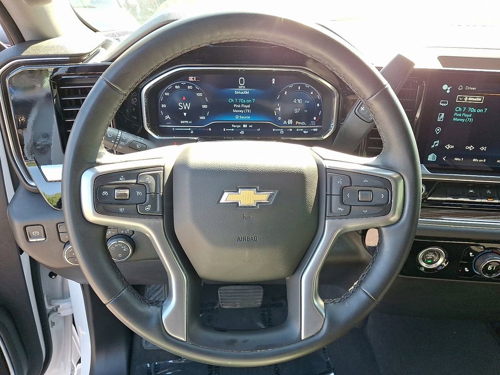 Used 2024 Chevrolet Silverado 1500 LT AWD/4WD image 19