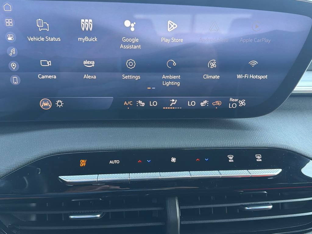 Certified 2025 Buick Enclave Preferred FWD image 25