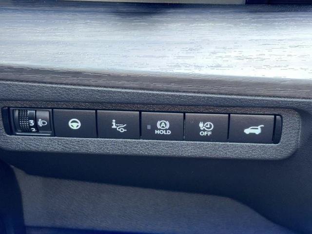 Certified 2024 Nissan Ariya AWD image 23