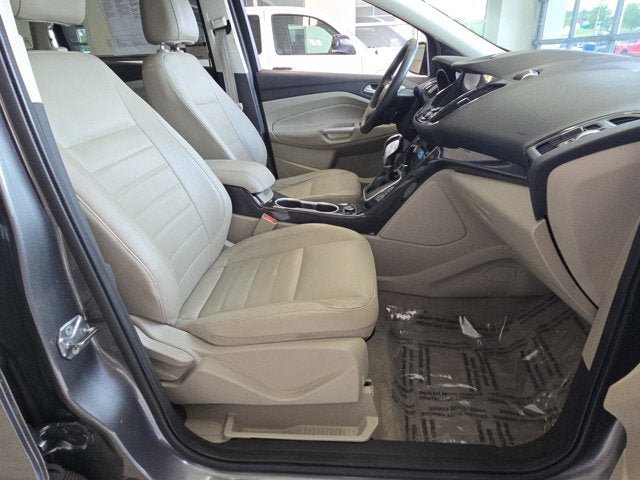 Used 2014 Ford Escape Titanium FWD image 4
