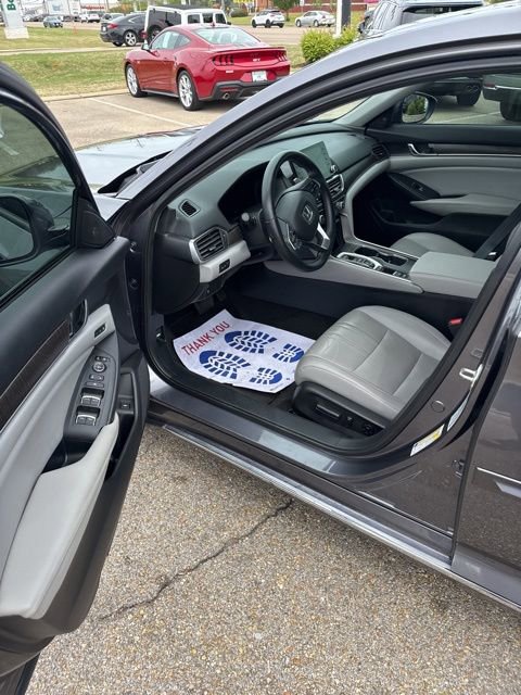 Used 2018 Honda Accord EX-L image 10