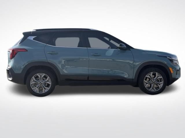 Certified 2024 Kia Seltos S image 7