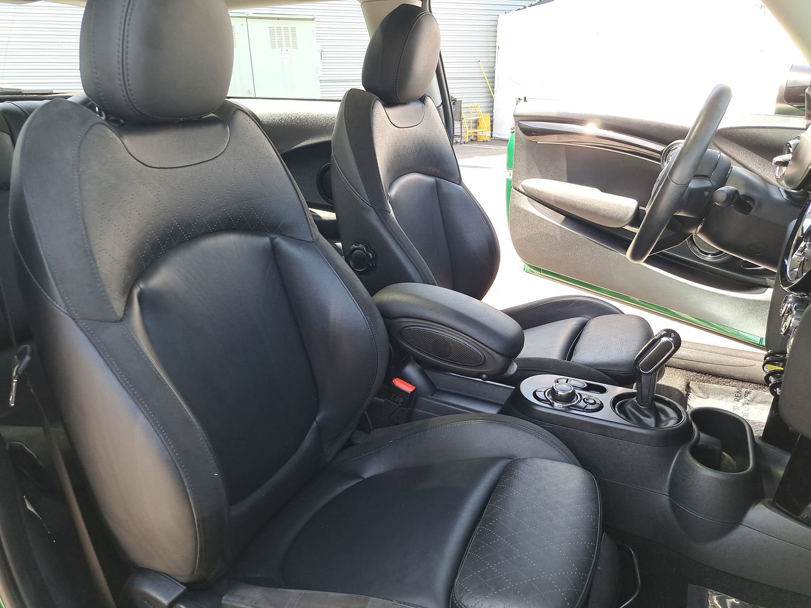 Used 2024 MINI Cooper SE FWD image 10