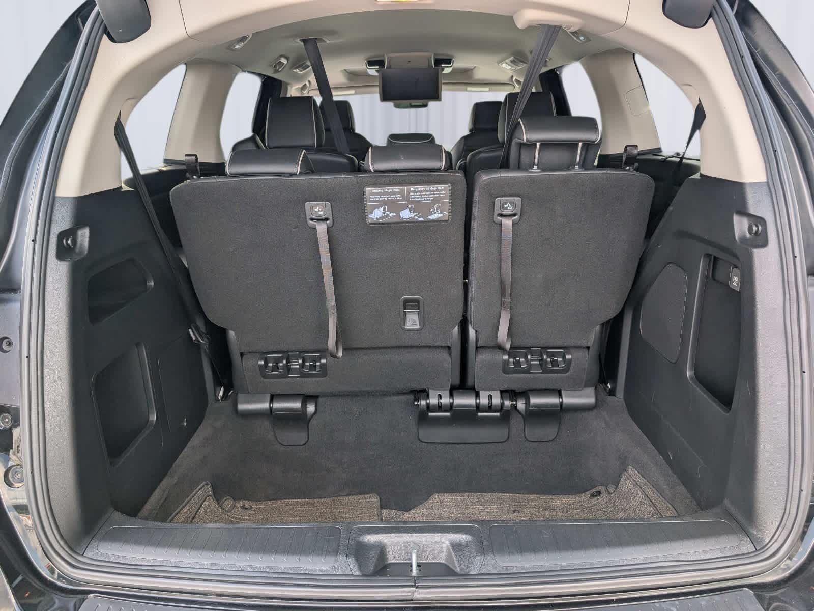 Certified 2025 Honda Odyssey Touring image 14