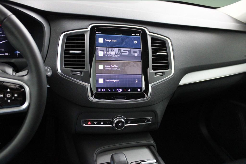 Certified 2025 Volvo XC90 B5 Core image 33