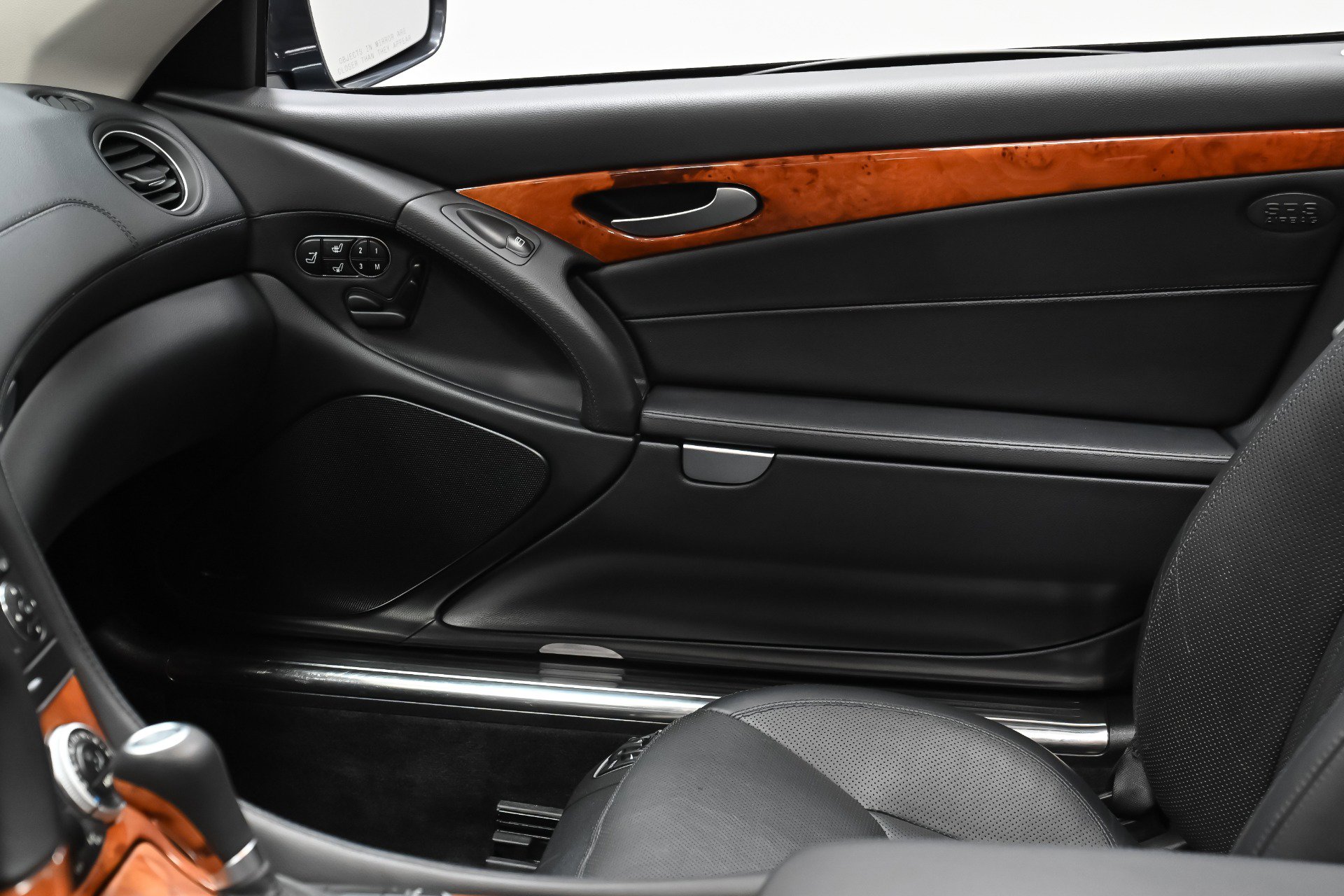 Used 2009 Mercedes-Benz SL 550 image 28