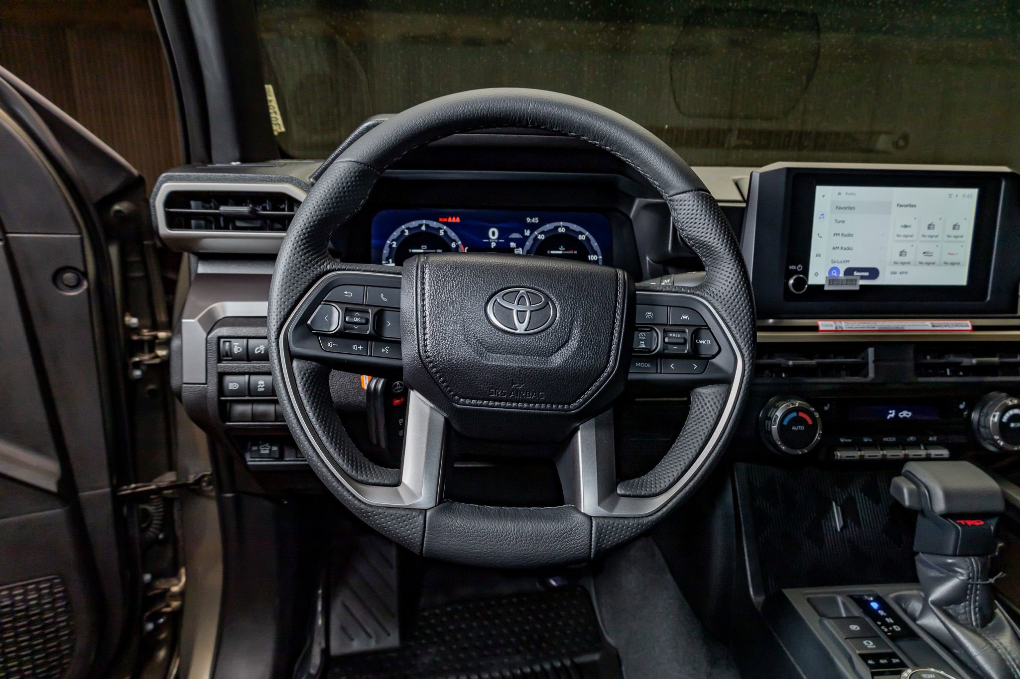 Used 2025 Toyota Tacoma TRD Off-Road image 18