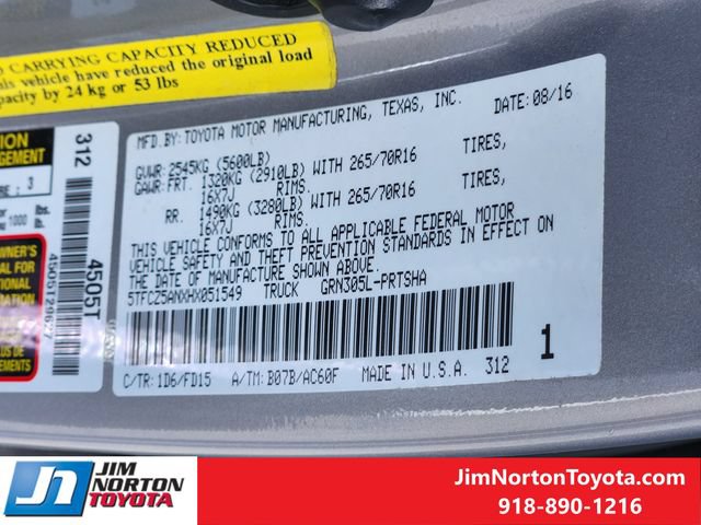 Used 2017 Toyota Tacoma TRD Off-Road w/ Tow Package (A/T) AWD/4WD image 33