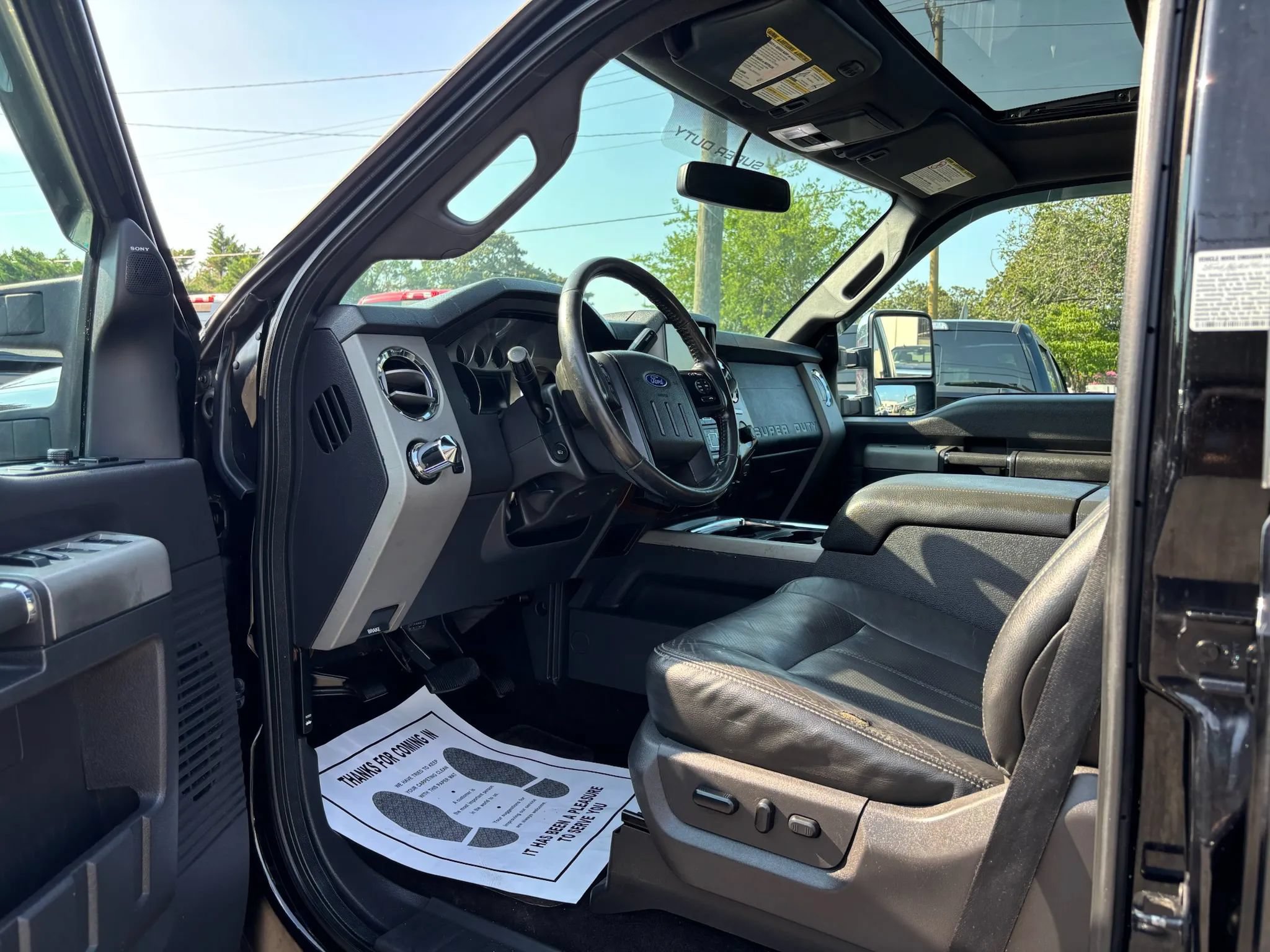 Used 2016 Ford F350 Lariat w/ Lariat Ultimate Package AWD/4WD image 21