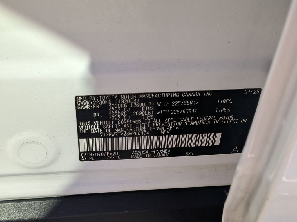 Used 2025 Toyota RAV4 XLE image 29