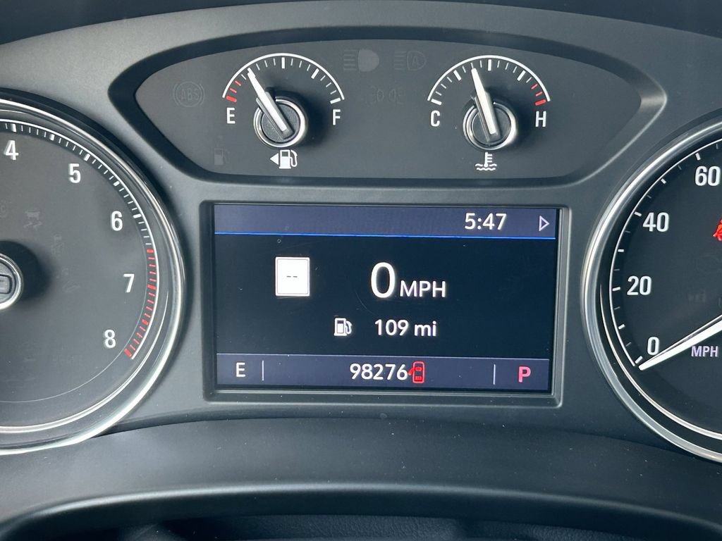 Used 2020 Buick Enclave Essence w/ Sport Touring Edition FWD image 33