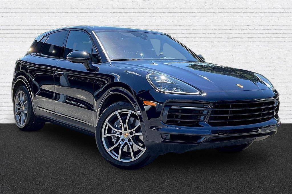 Used 2022 Porsche Cayenne AWD/4WD image 3