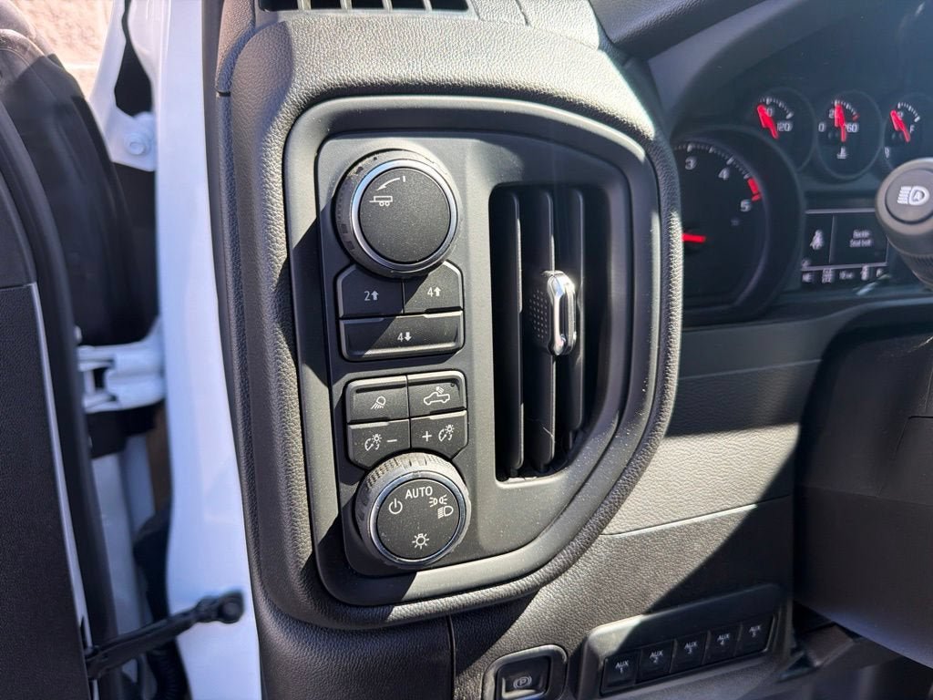 New 2026 Chevrolet Silverado 3500 W/T w/ WT Convenience Package AWD/4WD image 27