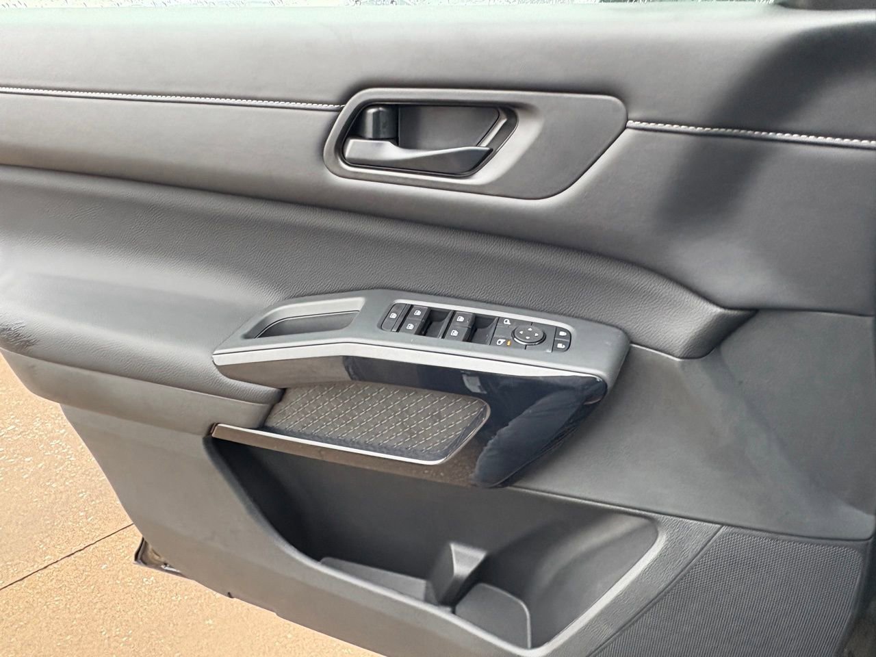 New 2026 Nissan Pathfinder SV FWD image 15