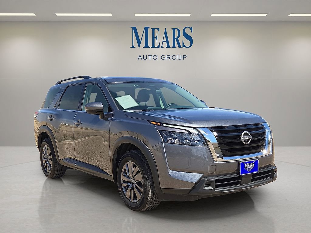 Used 2025 Nissan Pathfinder SV AWD/4WD image 7