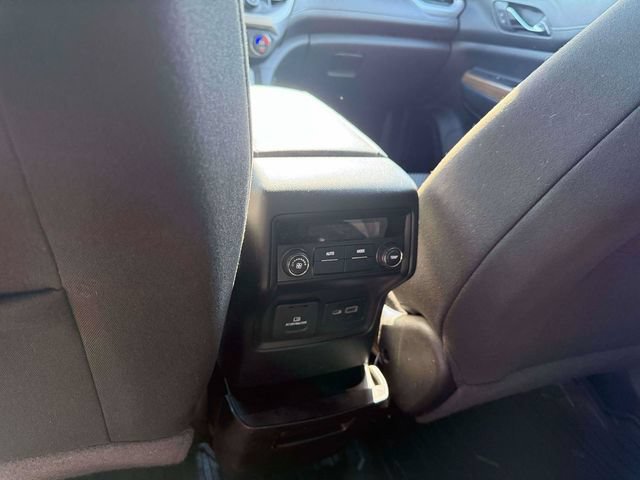 Used 2020 GMC Acadia SLE w/ Driver Convenience Package FWD image 16