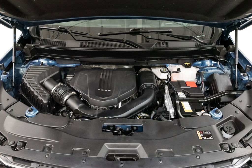 Used 2024 Chevrolet Traverse LT FWD image 3