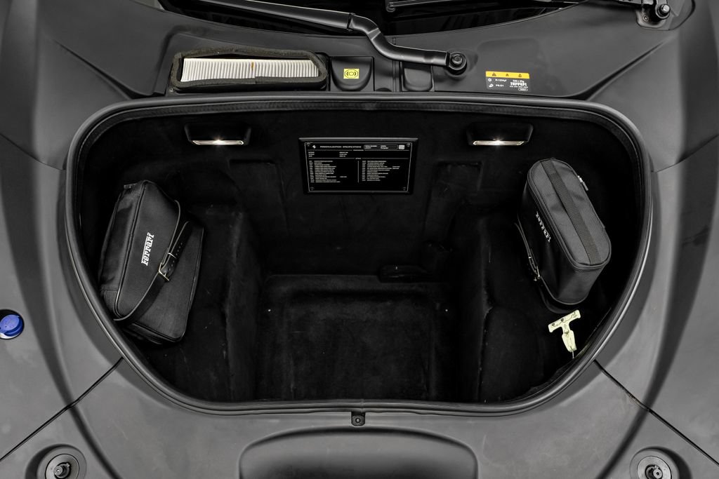 Used 2022 Ferrari F8 Tributo RWD image 42