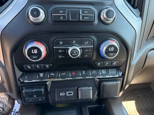 Used 2022 GMC Sierra 2500 SLT w/ SLT Premium Package AWD/4WD image 17