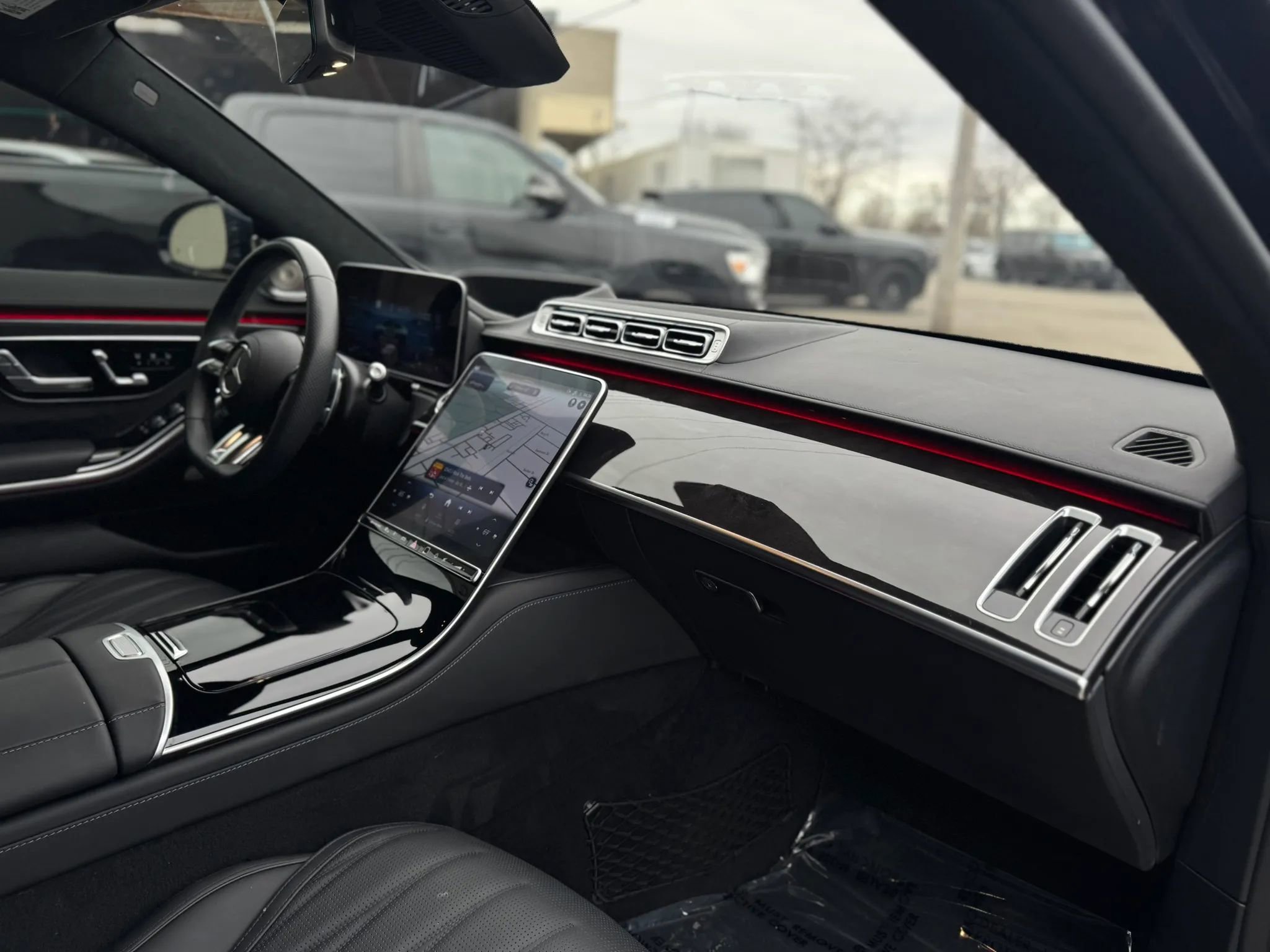 Used 2024 Mercedes-Benz S 63 AMG S image 41