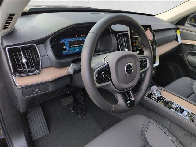 New 2026 Volvo XC90 B6 Plus w/ Protection Package AWD/4WD video 3