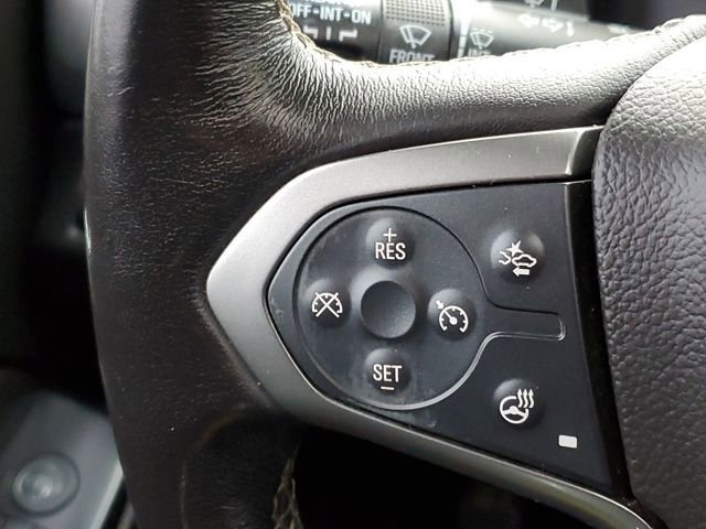 Used 2018 Chevrolet Suburban Premier image 15