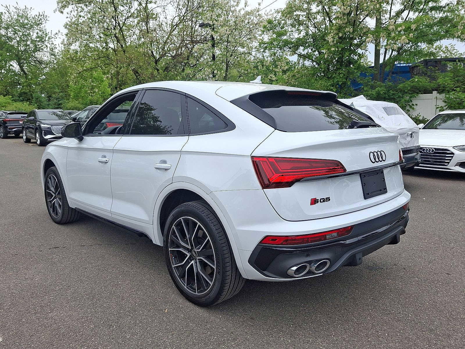 Used 2022 Audi SQ5 Premium Plus AWD/4WD image 22