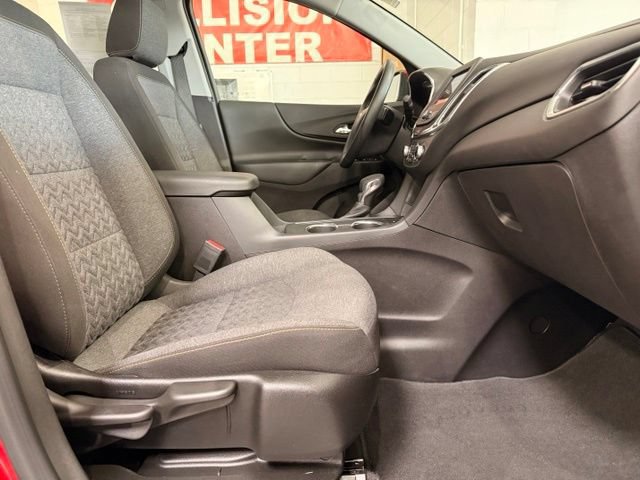 Used 2024 Chevrolet Equinox LT FWD image 27