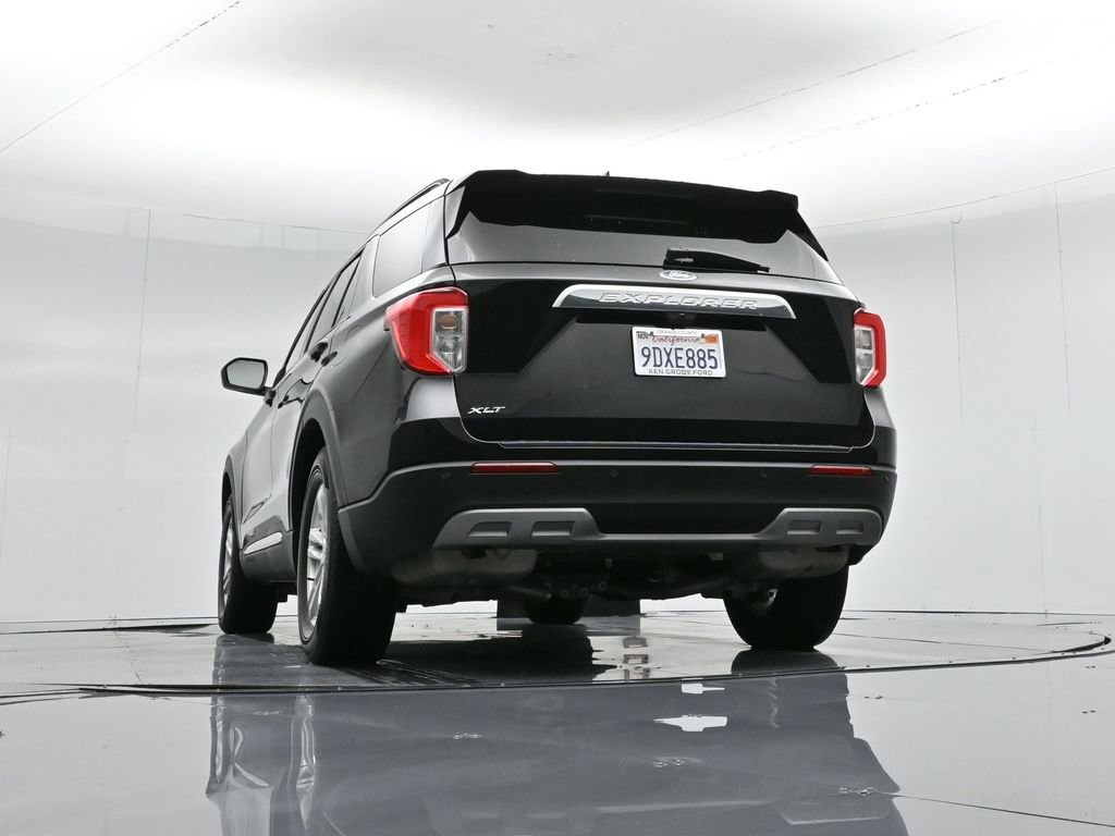 Used 2022 Ford Explorer XLT w/ Equipment Group 202A image 54