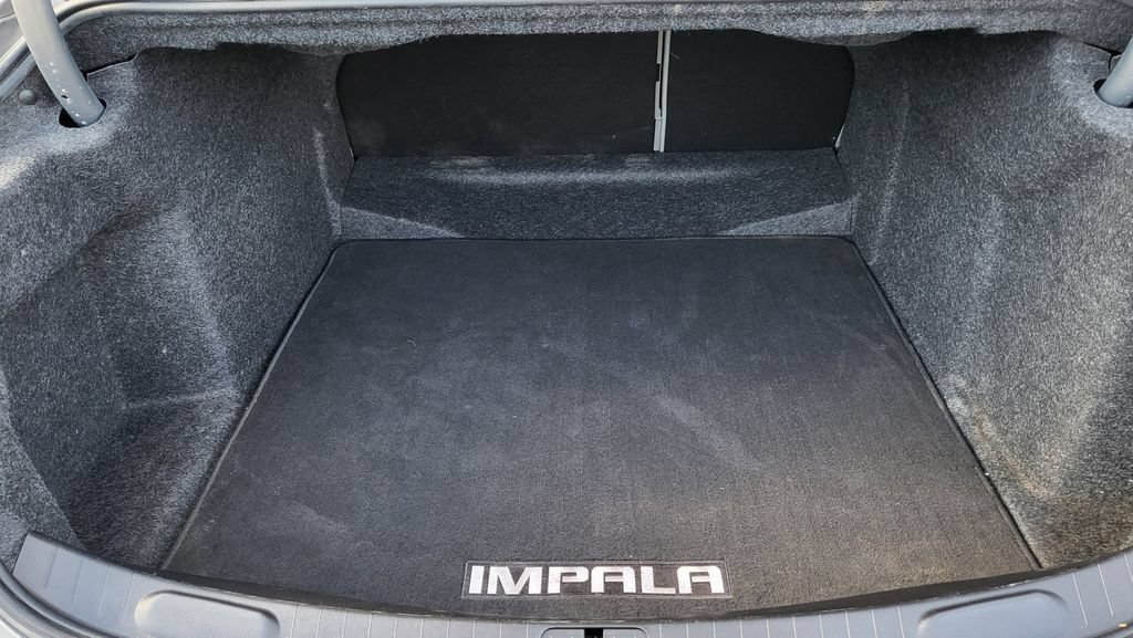 Used 2018 Chevrolet Impala LT w/ LT Leather Package FWD image 12