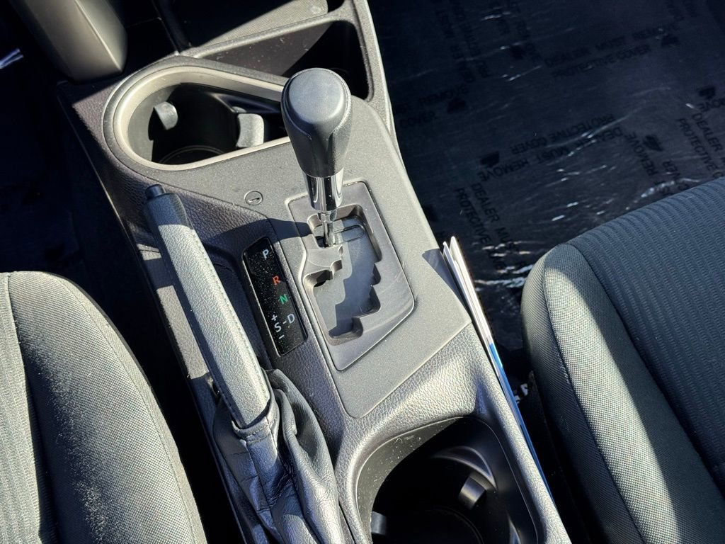 Used 2017 Toyota RAV4 LE image 19