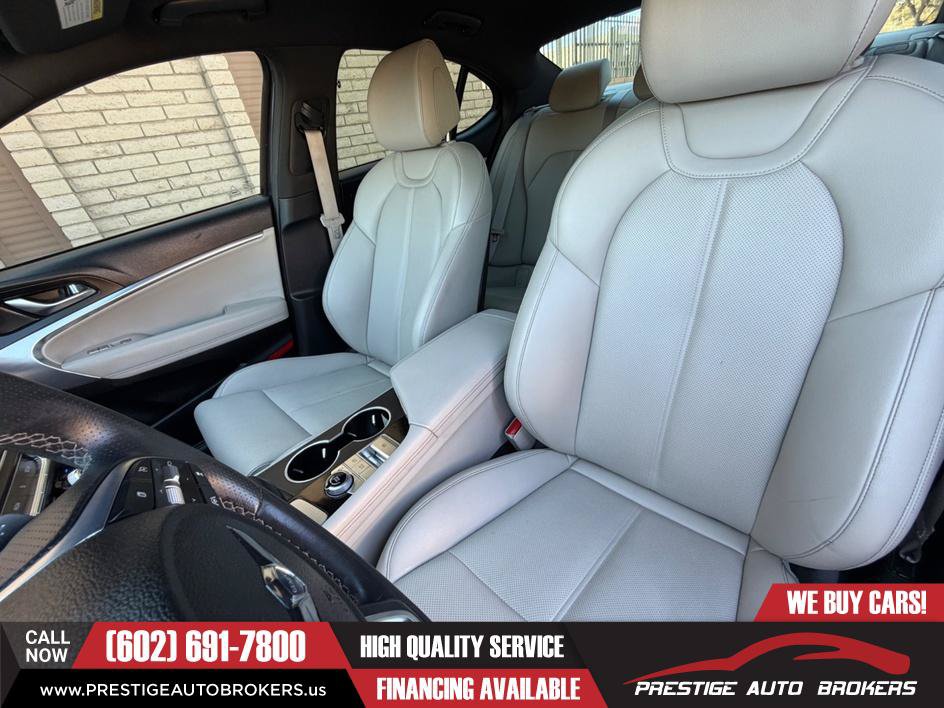 Used 2022 Genesis G70 2.0T RWD image 25