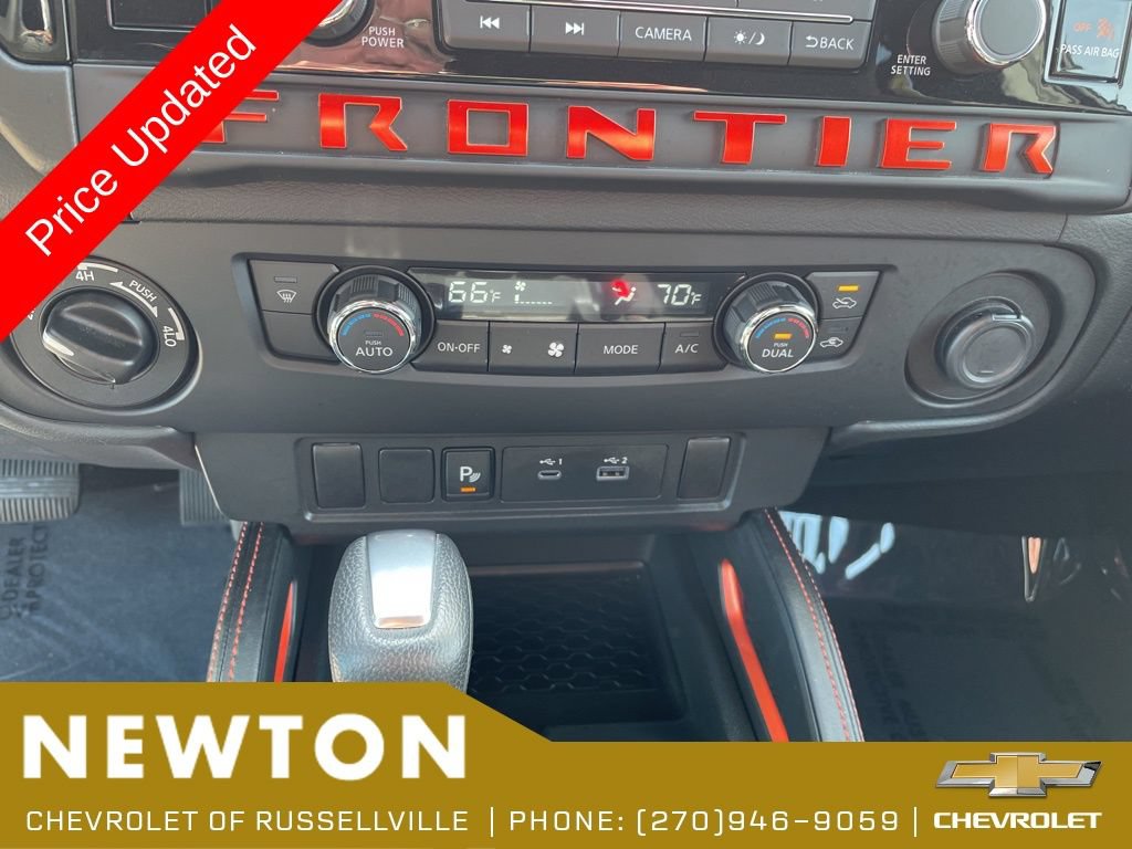 Used 2025 Nissan Frontier PRO-4X AWD/4WD image 18