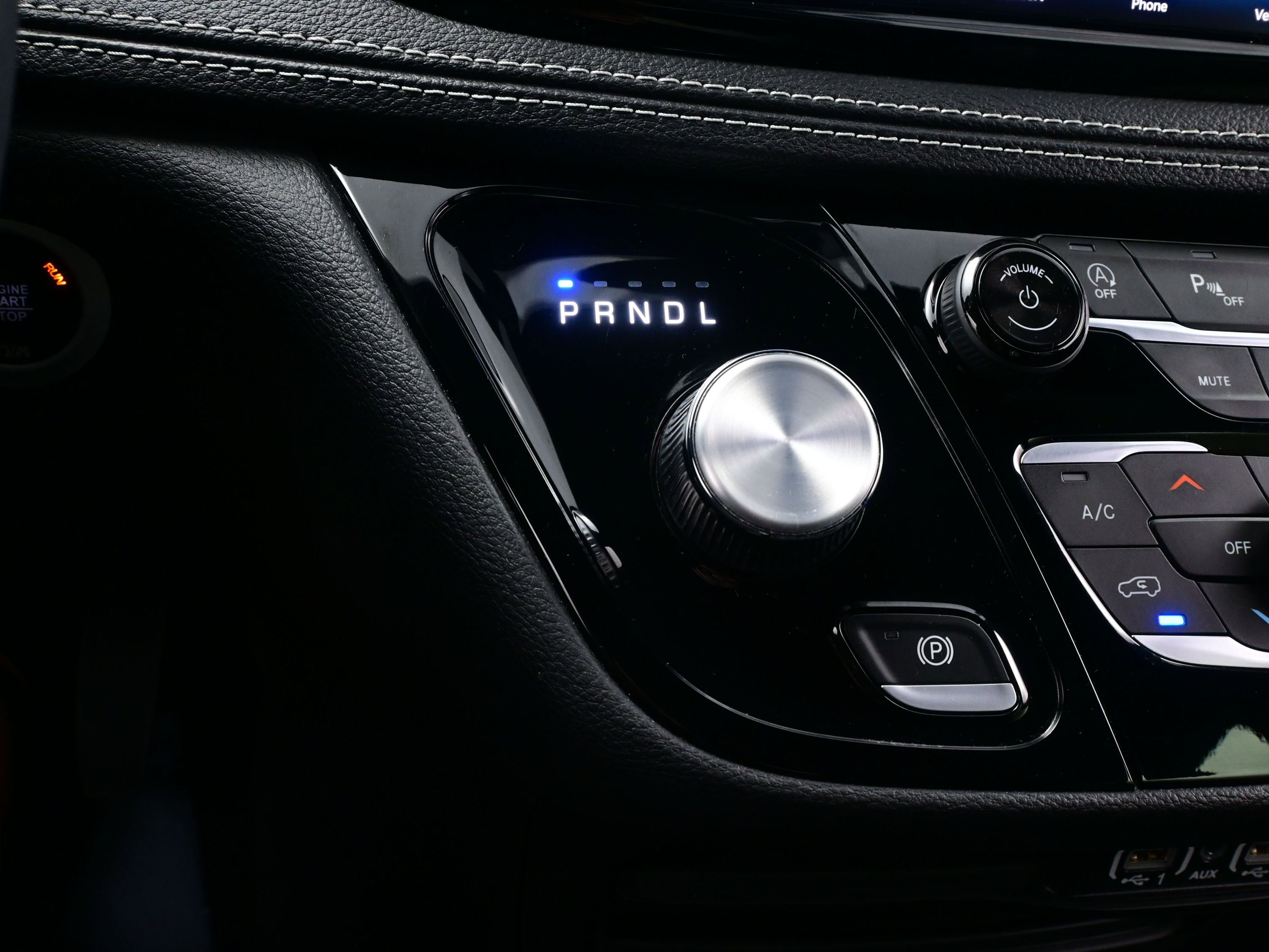 Used 2023 Chrysler Pacifica Touring-L w/ S Appearance Package image 22