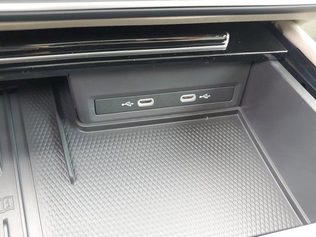 New 2026 Volkswagen Atlas SEL Premium R-Line image 32