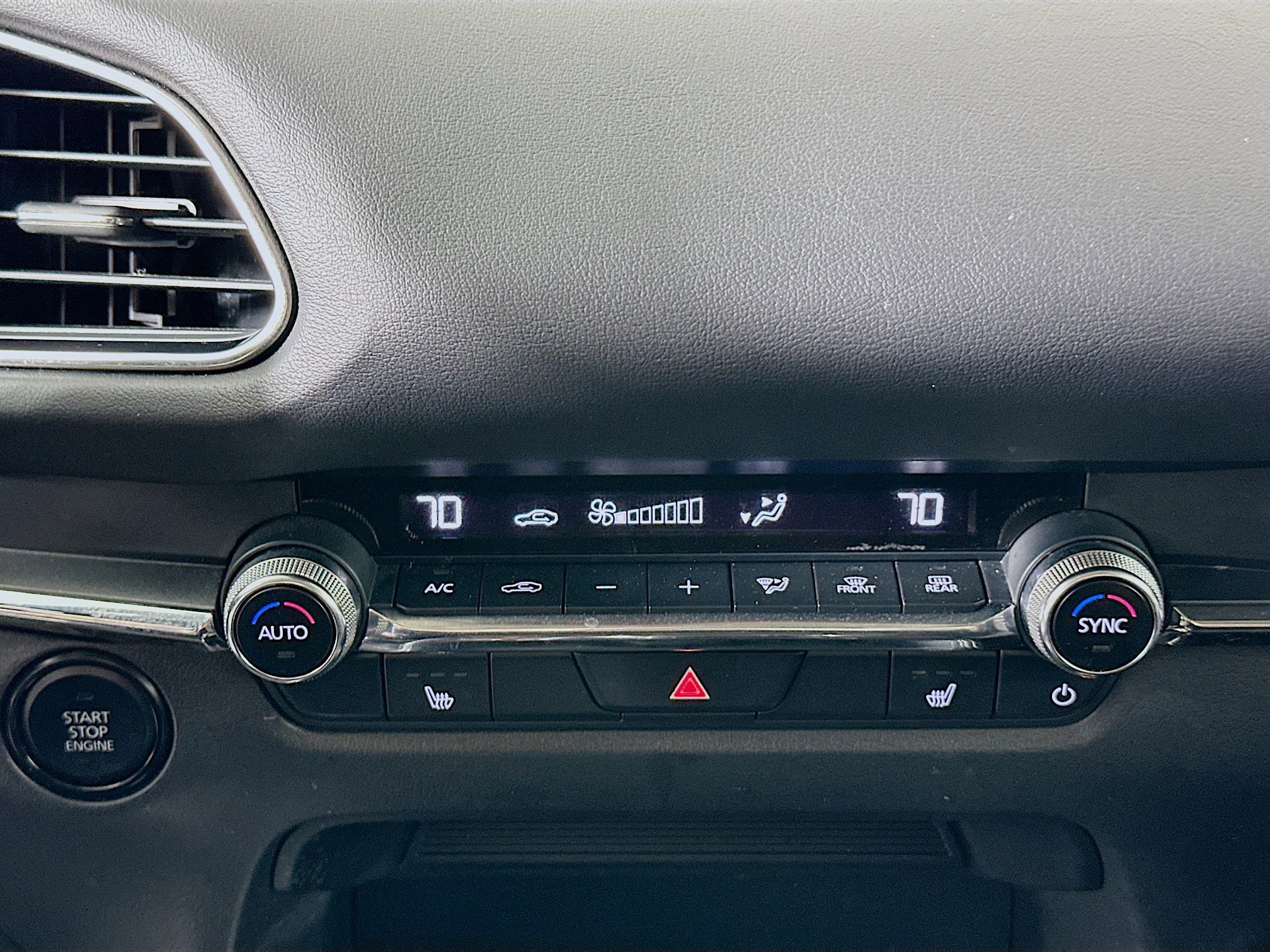 Used 2024 MAZDA CX-30 AWD 2.5 S w/ Premium Package image 24