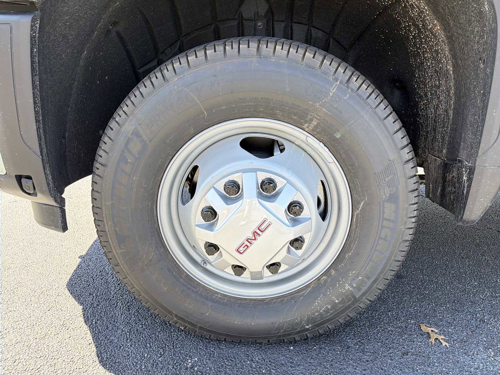 New 2026 GMC Sierra 3500 Pro w/ Convenience Package image 9