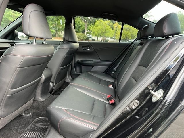 Used 2017 Honda Accord Sport Special Edition image 16