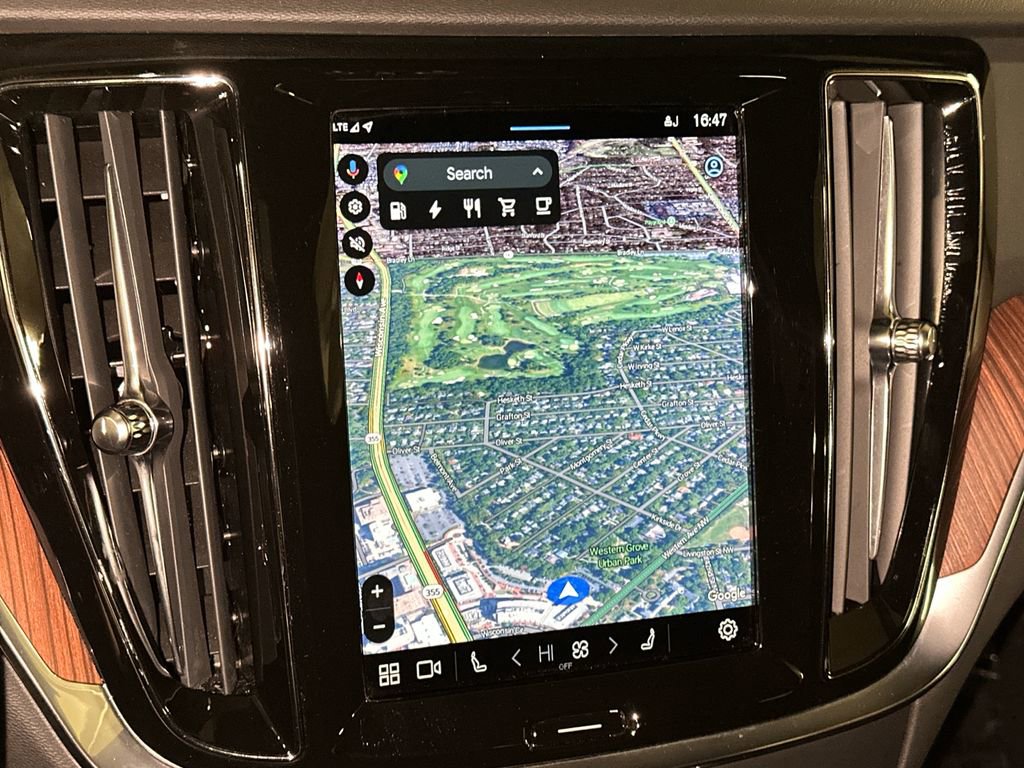 Used 2023 Volvo S60 T8 Plus w/ Protection Package Premier image 25