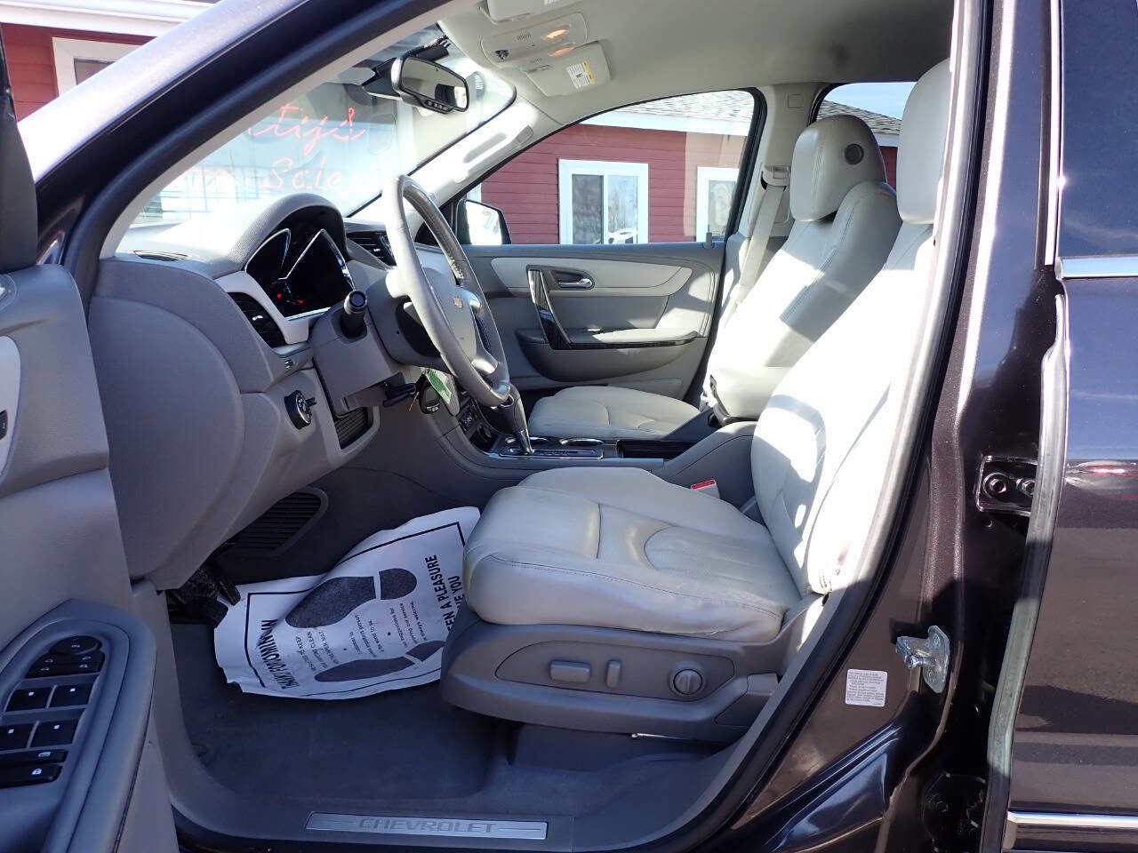 Used 2014 Chevrolet Traverse LTZ image 8