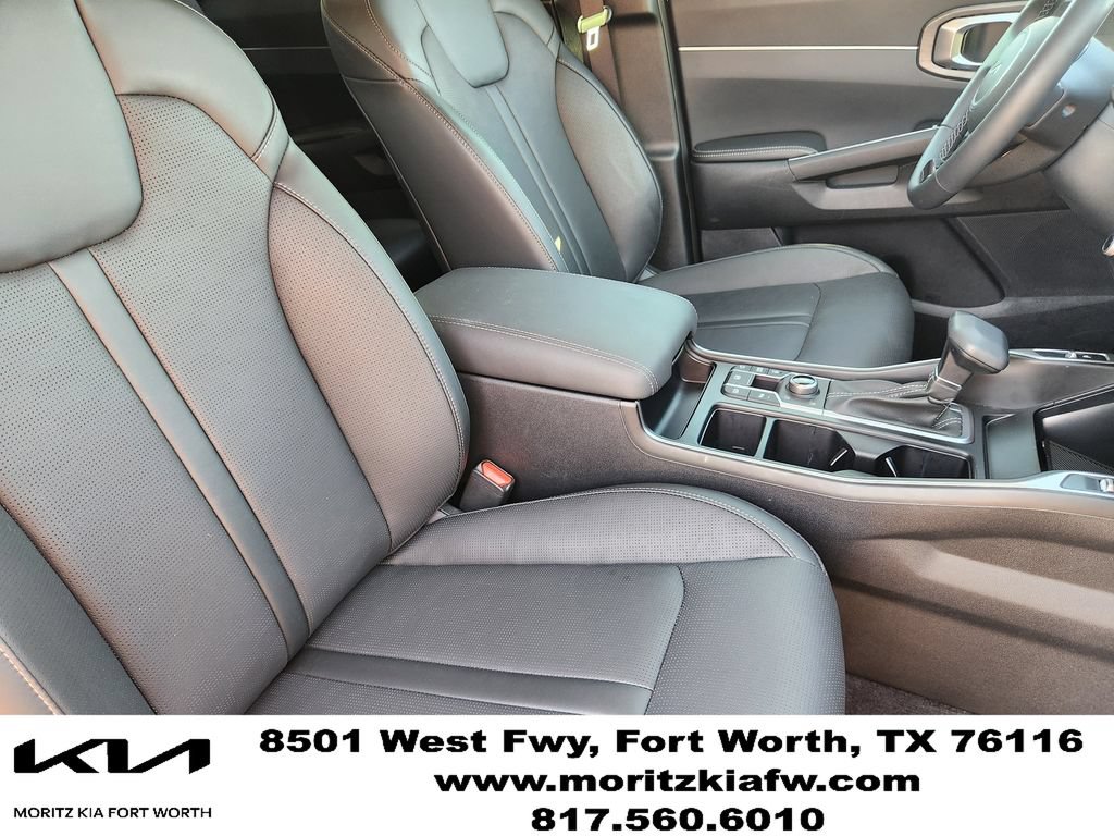 Certified 2025 Kia Sorento X-Line EX AWD/4WD image 13