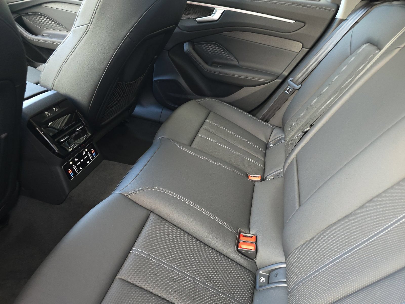 New 2026 Audi A6 Premium Plus AWD/4WD image 11